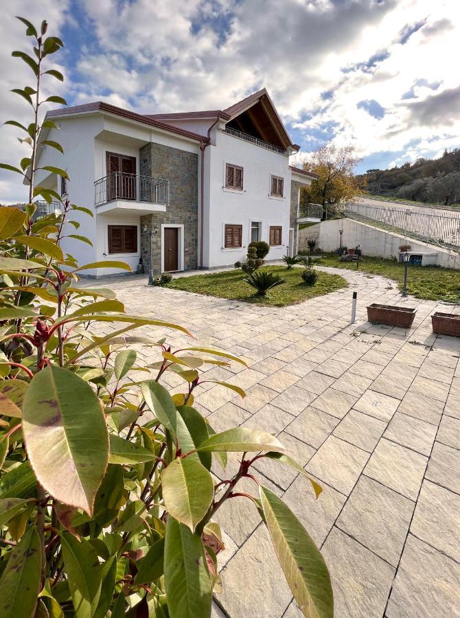 Country Holidays Residence Санта-Мария-ди-Кастеллабате Экстерьер фото