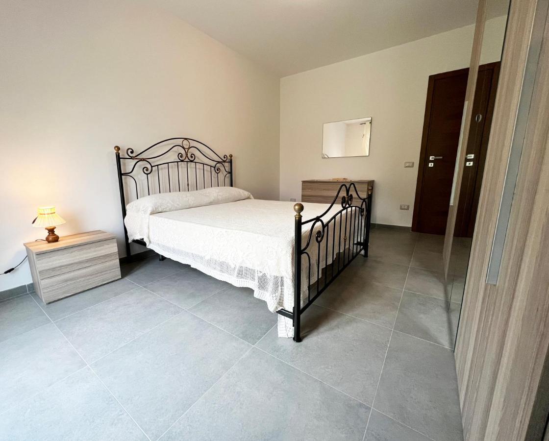 Country Holidays Residence Санта-Мария-ди-Кастеллабате Экстерьер фото