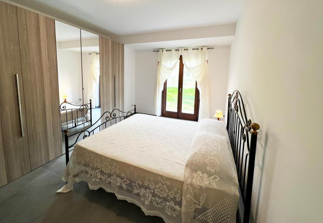 Country Holidays Residence Санта-Мария-ди-Кастеллабате Экстерьер фото